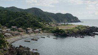 アカデミー視覚効果賞受賞の映画「ゴジラ-1.0」に出る大戸島に似た風景